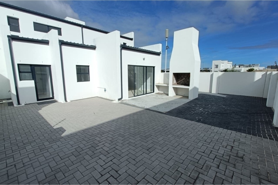 To Let 3 Bedroom Property for Rent in Sandown Western Cape